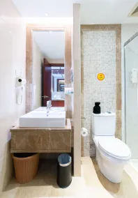 Guangzhou Baiyun International Convention Center LN Dongfang Hotel - Room