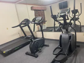 Red Roof Inn & Suites Hinesville - Salle de remise en forme
