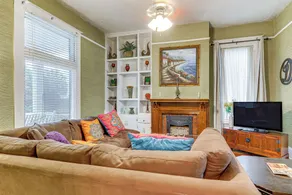 Walk to Downtown: Historic Home in Mobile - Innvendig