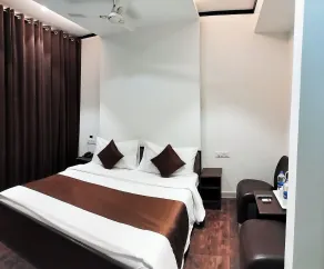 The Wind Cross - Room