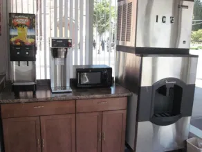 Atlantic Motor Inn Near Boardwalk - Restaurant