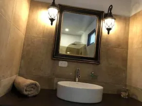 Good Life Lodge - Bathroom