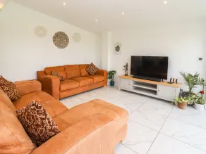 Phoenix House - Living room