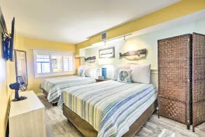 Beachfront Resort Condo w/ Lazy River & Pools! - Chambre