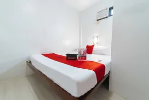 RedDoorz @ San Antonio Binan - Habitación