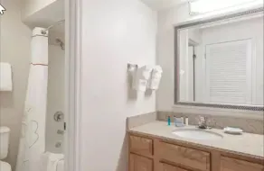 Value Suites Extended Stay - St Louis - Bathroom