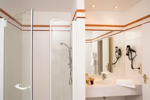 Posthotel Kolberbräu - Bathroom