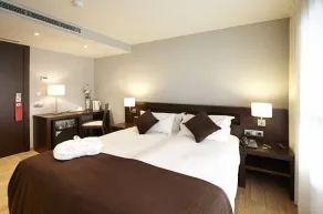 Hotel Silken Concordia - Chambre
