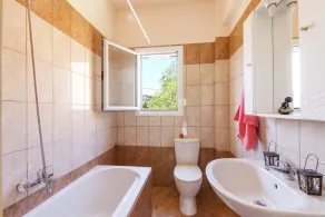 Georgia's Corfu Apartment - Bagno