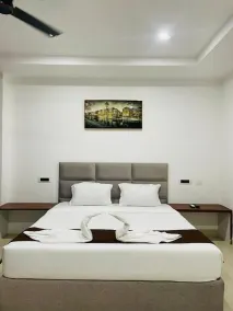 Hotel RKD Inn - Chambre