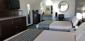 HomeBridge Inn and Suites - Chambre