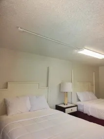 Super Inn Motel - Chambre