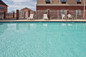 Holiday Inn Express Hotel & Suites Forest by IHG - Piscine