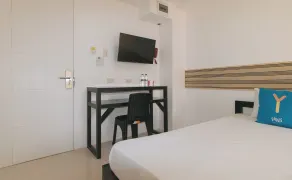 Sans Hotel near Enchanted Kingdom Santa Rosa Laguna - Chambre