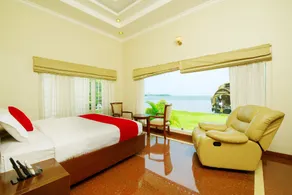 Cyrus Lake Haven - Room