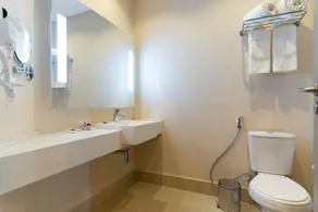 Royal Palm Tower Anhanguera - Bathroom