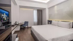 Golden Tulip Essential Makassar - Chambre