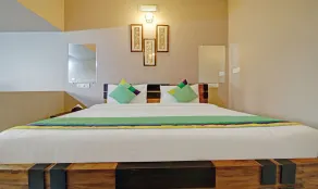 Treebo Avyukta Stay, 1.5 km to Madikeri Fort - Room