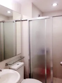 Azure Residences Condominium Daily Rental - Bathroom