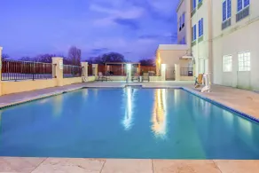La Quinta by Wyndham Luling - Piscine