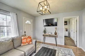 Pet-friendly Charleston Home w/ Fenced Yard! - Interiör