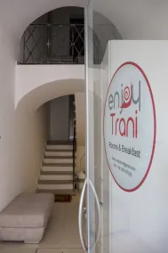 Enjoy Trani - Eingangsbereich
