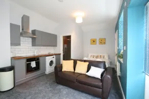 Central Serviced Apartments - Room