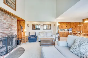Resort-style Amenities at Home Near Campton Mtn! - Intérieur