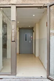 NHE Rothschild's Corner - Ingresso interno