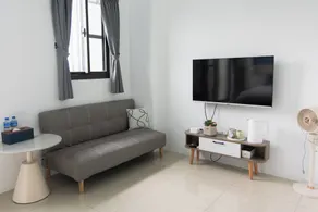 The yard - Room