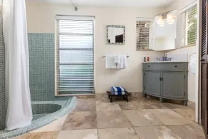 Azul del Mar - Bathroom