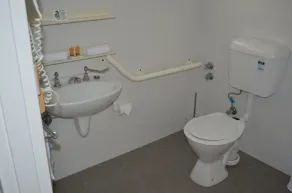 Deer Park Motor Inn Armidale - Bathroom