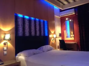 Olympic Hotel - Chambre