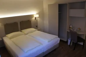 Stadthotel Engel - Chambre