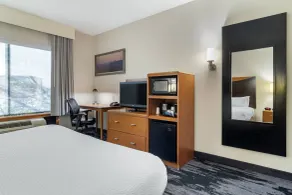 Fairfield Inn & Suites by Marriott Commerce - Chambre