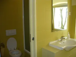 HI Hostel Rijeka - Bathroom