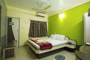 Hotel Prasant - Room