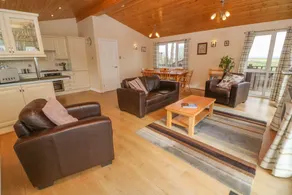 Lodge 23 - Interior