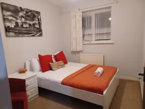Fieldfare Green-Huku Kwetu Luton & Dunstable Spacious 4 Bedroom Detached House - Chambre