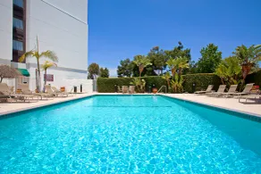 Holiday Inn La Mirada Buena Park by IHG - Piscine
