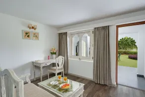 Swaroop Vilas - Lake Facing Boutique Hotel - Room