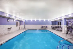 Holiday Inn Express & Suites Bellevue -Omaha Area- by IHG - Pool