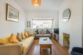 2 Tregof Terrace - Salle de séjour