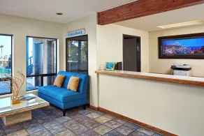 Seaport Village Inn, Avalon - Salon du hall
