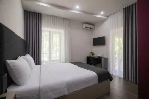 Elysium Gallery Hotel - Room