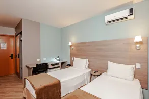 Slim Hotel Curitiba Alto da XV - View from room