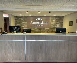 AmericInn by Wyndham Valley City Conference Center - Resepsjon