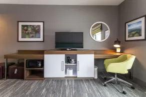 Hampton Inn & Suites Allen Park - Chambre