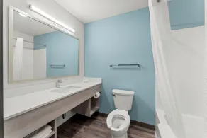 WoodSpring Suites Wilmington Riverfront - Bad
