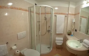 Hotel De Fronz - Salle de bain